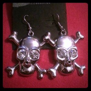 SKULL EARINGS