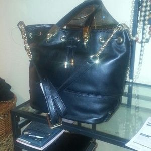 *sold* juicy couture selma leather crossbody black