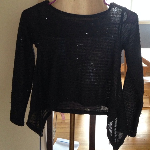 Super cute black, sparkly, long sleeve shirt!
