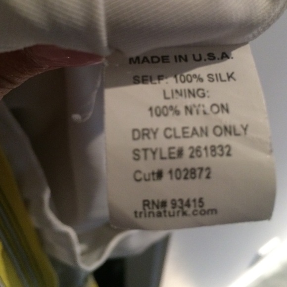 Trina Turk Beauuutiful halter dress - Picture 4 of 4