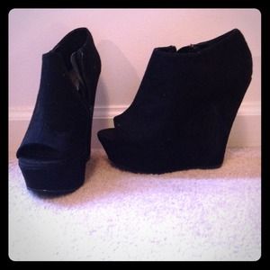 Black suede open toed wedge platform booties