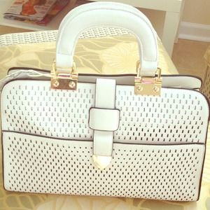 💃Hollywood inspired design adorable handbag💃