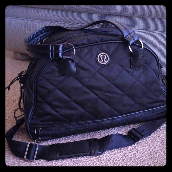 LuluLemon Retro Groove Bag