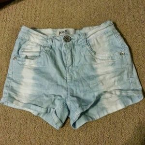 Highwaisted shorts