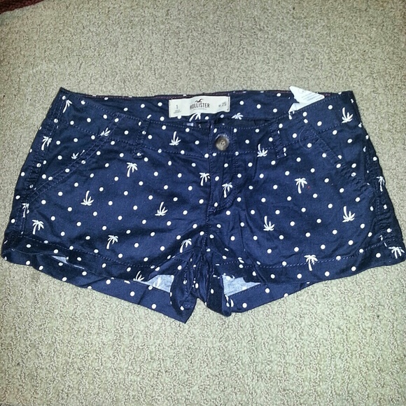 Tropical patterned shorts