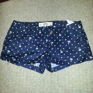 Tropical patterned shorts