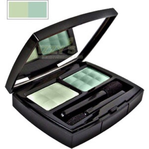 Authentic Chanel eyeshadow duo