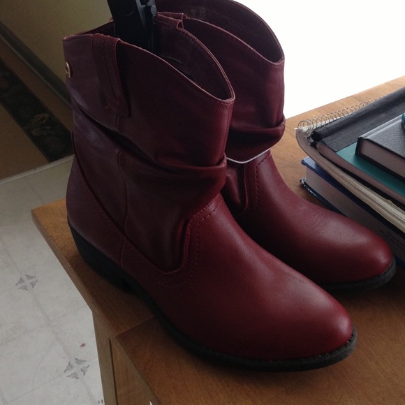 Red Wine Boots