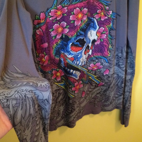 Medium Authentic Ed hardy...jeweled..crowned skull