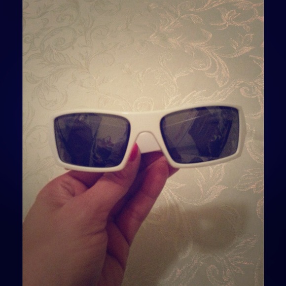 Oakley Gas Can Sunglasses