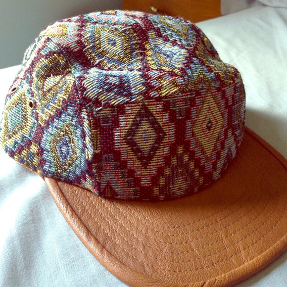 ❌ SOLD ❌ UO hat