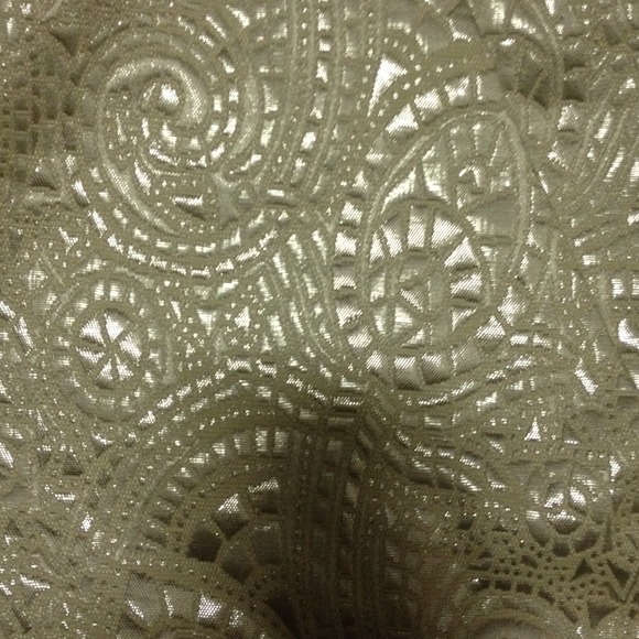 New York and Co shorts - Picture 3 of 4