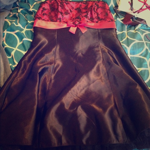 Strapless pink/black cocktail dress