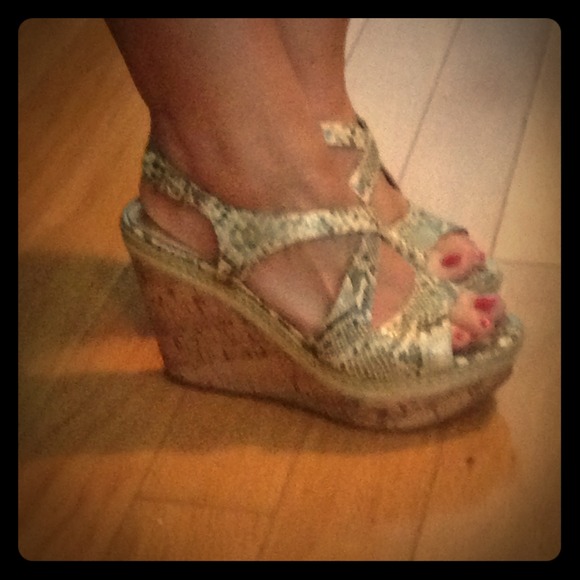 Snake print Wedges