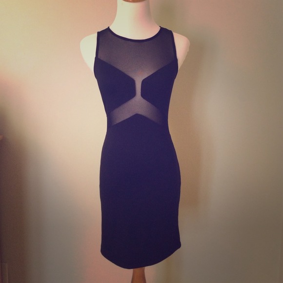 Little black dress with see through mesh - Picture 1 of 2