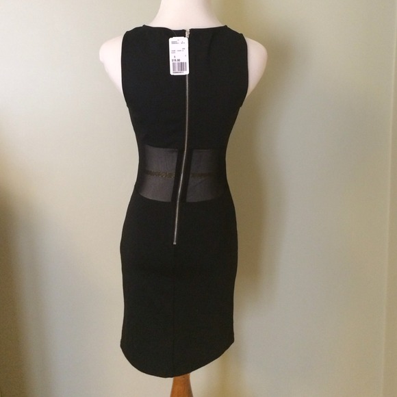 Little black dress with see through mesh - Picture 2 of 2