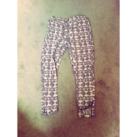 Tribal harem pants ❌SOLD❌ - Picture 1 of 2