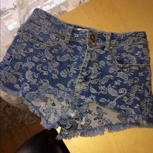 High-waisted shorts