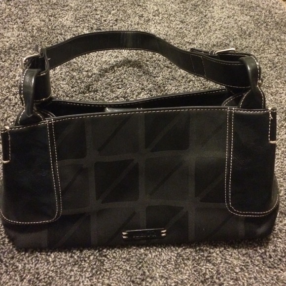 ⭐️⭐️reduced!!!Nine & Co black purse