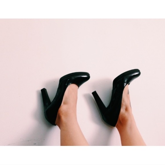 Nine West chocolate brown chunky heeled pumps