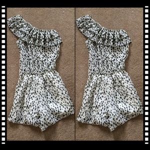 ⛔️sold in bundle⛔️Jumpsuit one shoulder off