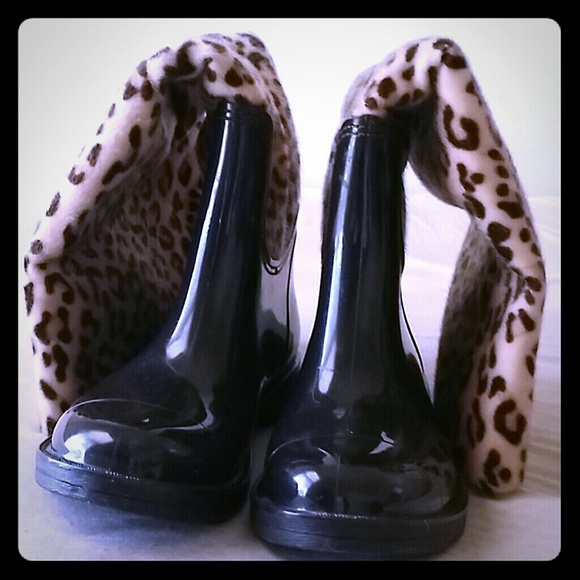 Faux Leopard Boot only worn once