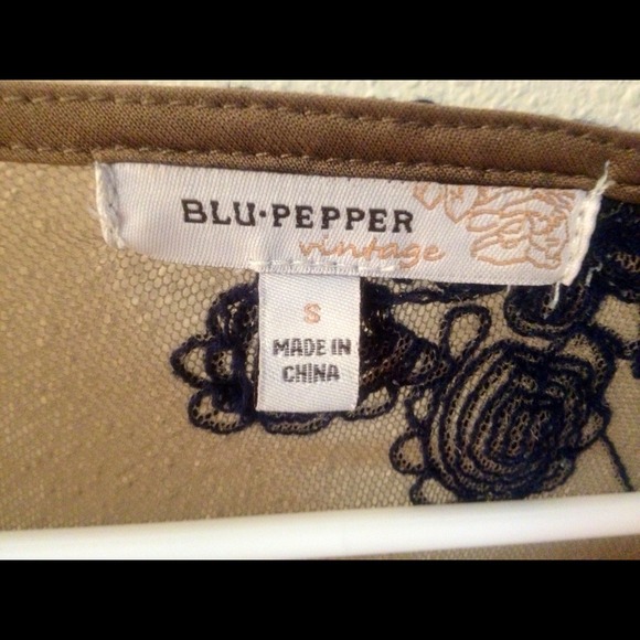 Floral tunic - Picture 4 of 4