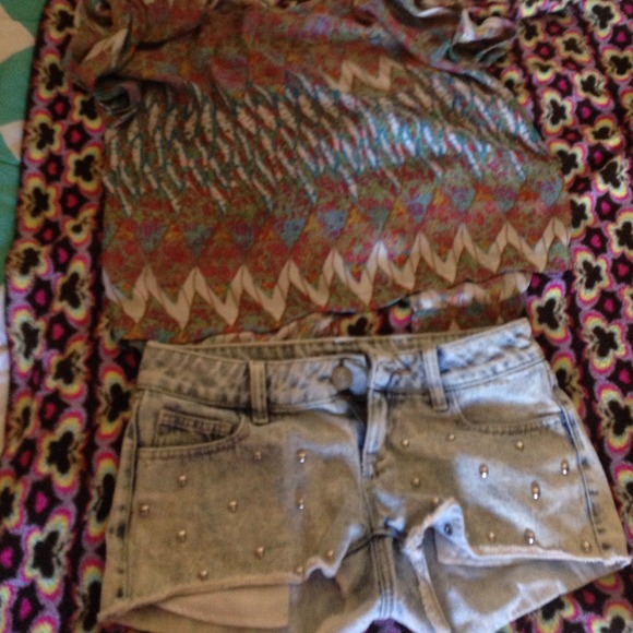 Shorts - Picture 2 of 2