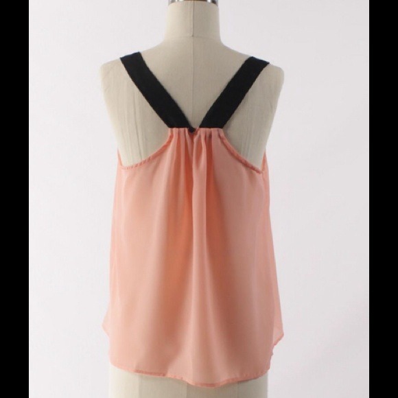 NWT Scoop Neck Chiffon Top - Picture 2 of 2