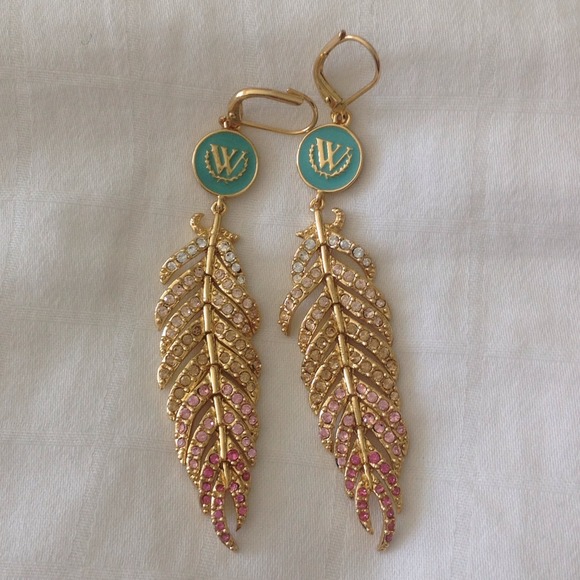SOLD ❤️❤️❤ EARRINGS bundled with necklace