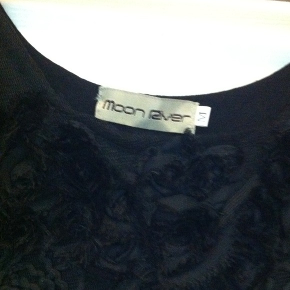 Dress - Picture 2 of 4