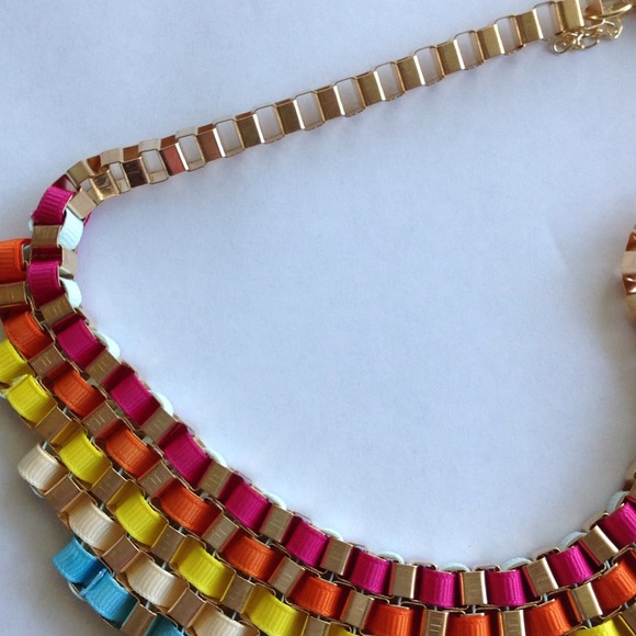 Rainbow ribbon statement necklace - Picture 2 of 4