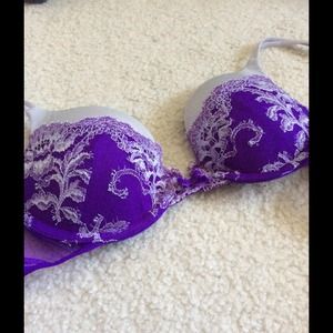 VS Very Sexy Push Up Bra: 32A