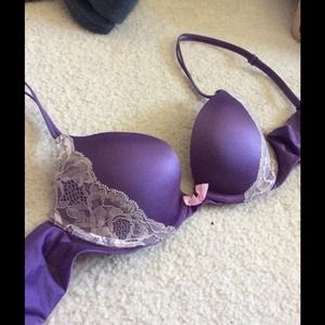VS Very Sexy Push-Up Bra: 32A