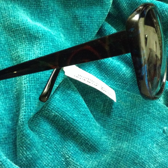 *****SOLD******* - Picture 2 of 3