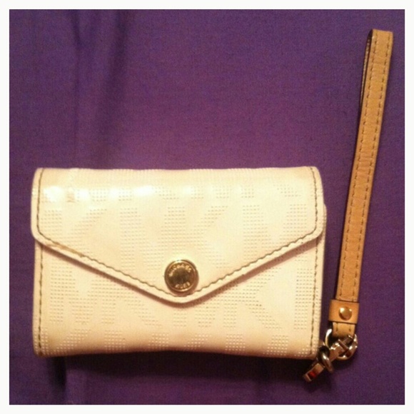 Michael kors phone case wallet
