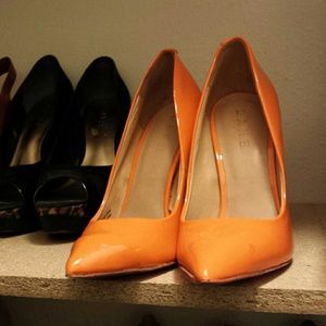EUC orange L.A.M.B pumps