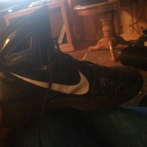 Nike basketball shoes