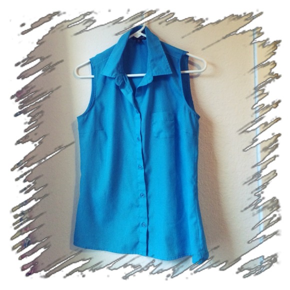 Turquoise button up tank