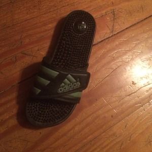 Nike slides