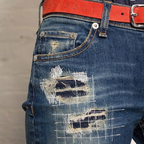 🚫SOLD Rag and Bone distressed jeans $286 NEW - Picture 2 of 3