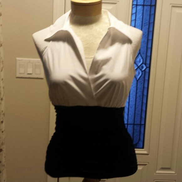 NWT Black and White Sleeveless Top