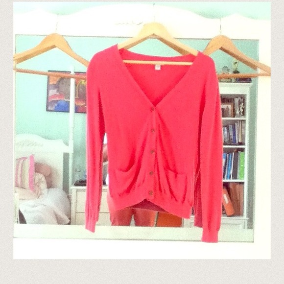 🚫SOLD🚫 Pink Sweater - Picture 2 of 2