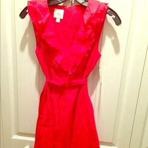 Sleeveless open dress