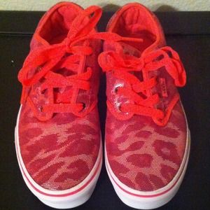 Missy size 6 Vans shoes