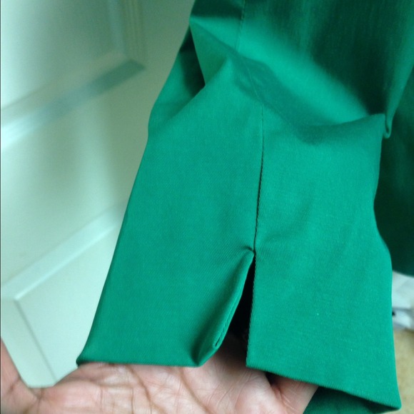 🎉🎉versatile green crop satin jacket🎉🎉 - Picture 4 of 4
