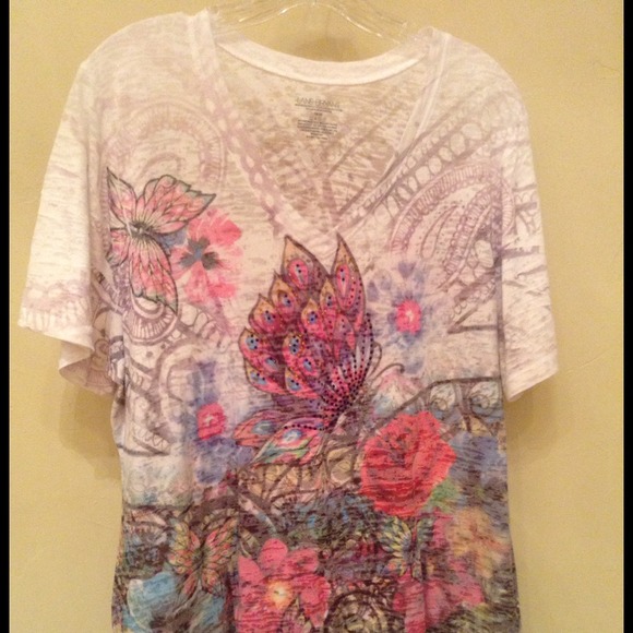 Ladies T-shirt