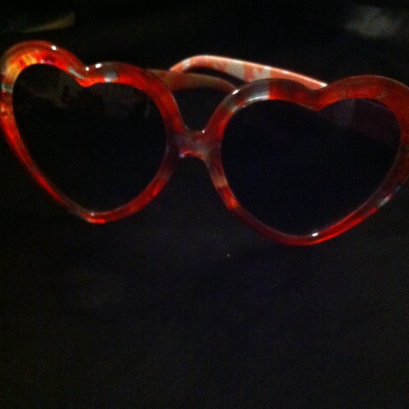 Sunglasses - Picture 2 of 3
