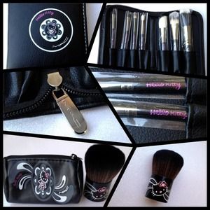 🔴Temporary Price Reduction* Hello Kitty Brush Set