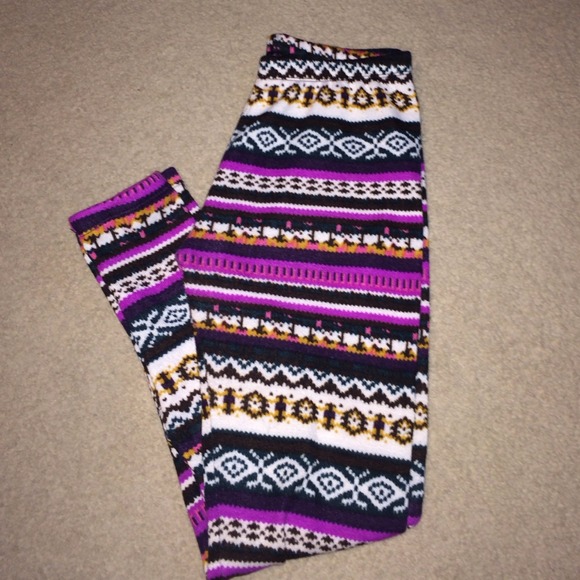 🔴REDUCED🔴 Cute Fleece lined leggings! 🎀